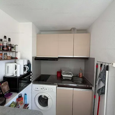 아파트 Cosy Avec Piscine, Parking Grand Balcon *