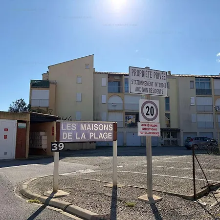 Cosy Avec Piscine, Parking Grand Balcon 아파트